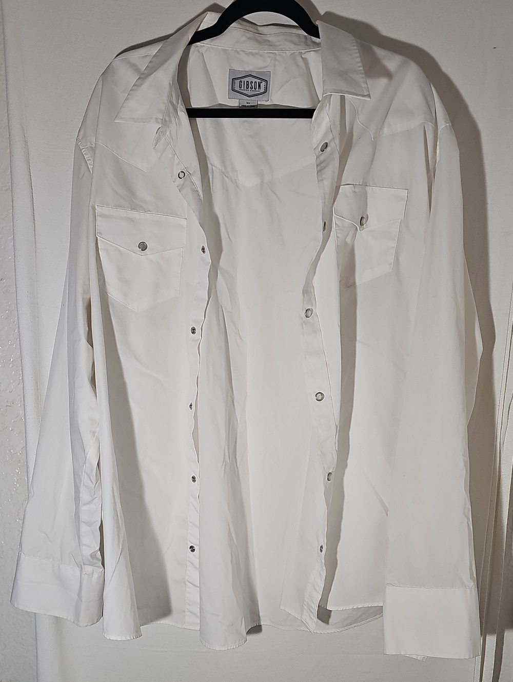 Gibson Men's White Button-Front Dress Shirt